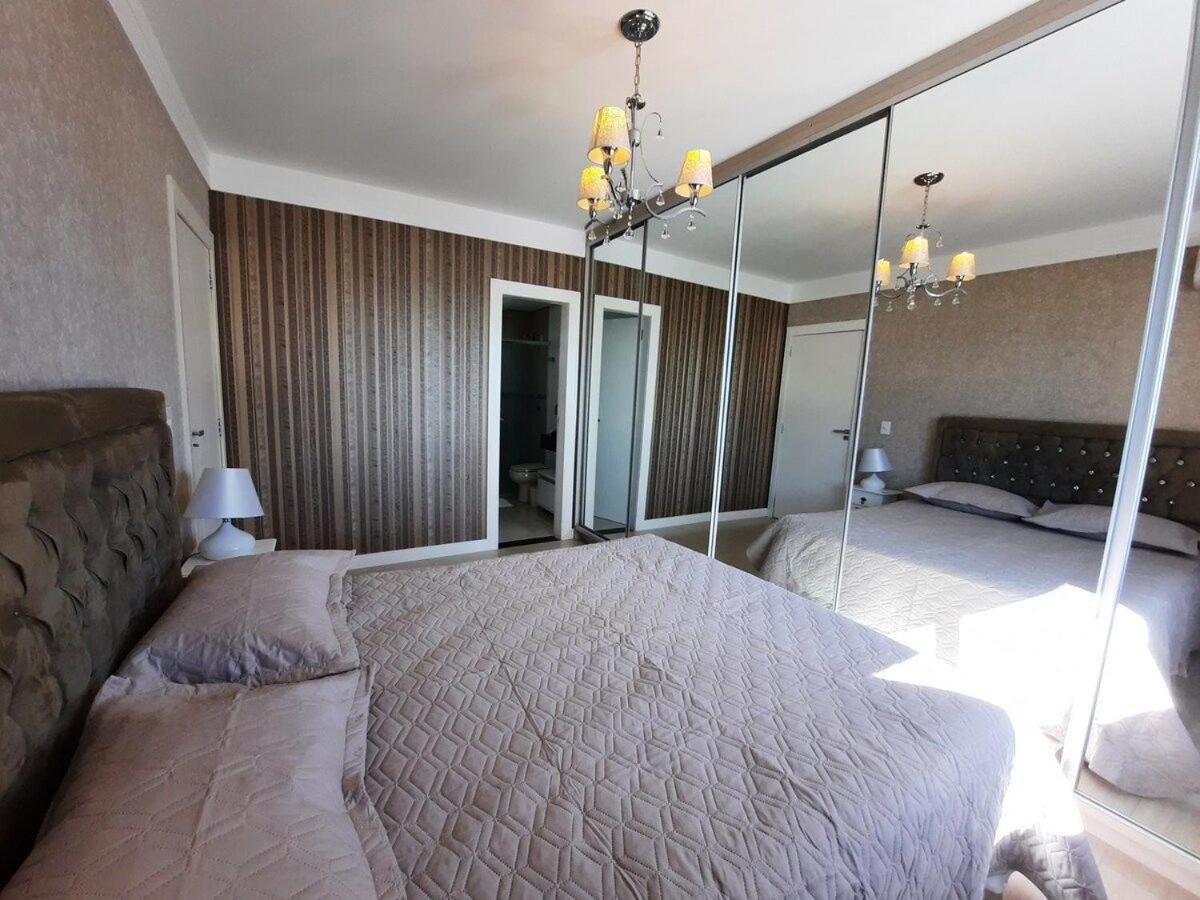 3 Suites Linda Vista Da Orla De Bc A 50M Da Praia - Somente Familiares Балнеариу-Камбориу Экстерьер фото