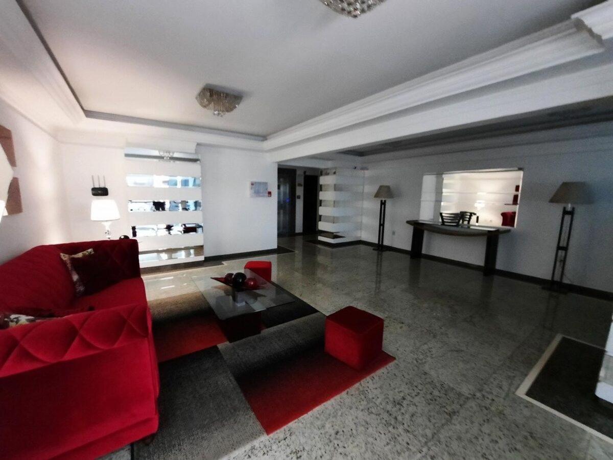 3 Suites Linda Vista Da Orla De Bc A 50M Da Praia - Somente Familiares Балнеариу-Камбориу Экстерьер фото