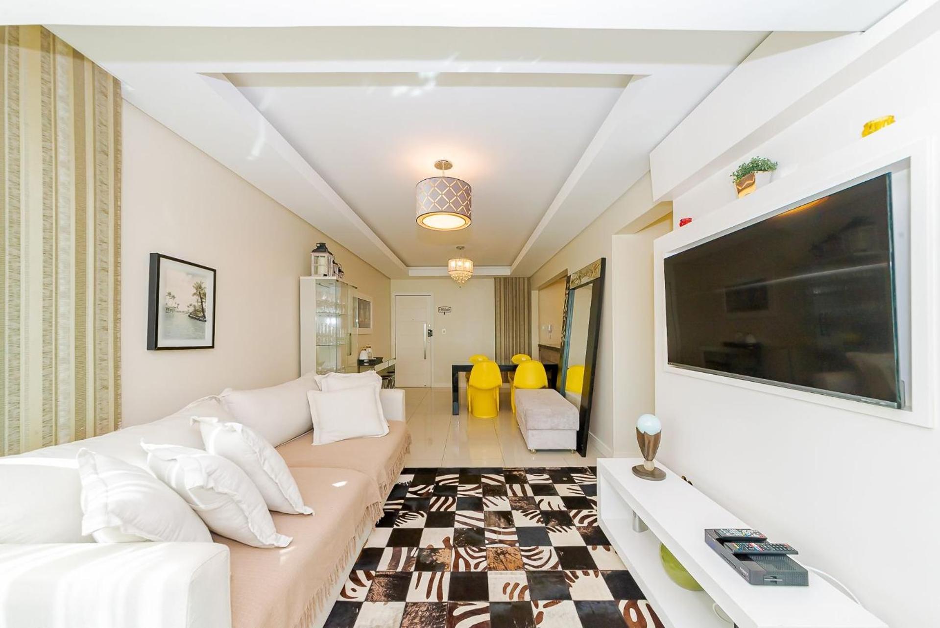 3 Suites Linda Vista Da Orla De Bc A 50M Da Praia - Somente Familiares Балнеариу-Камбориу Экстерьер фото
