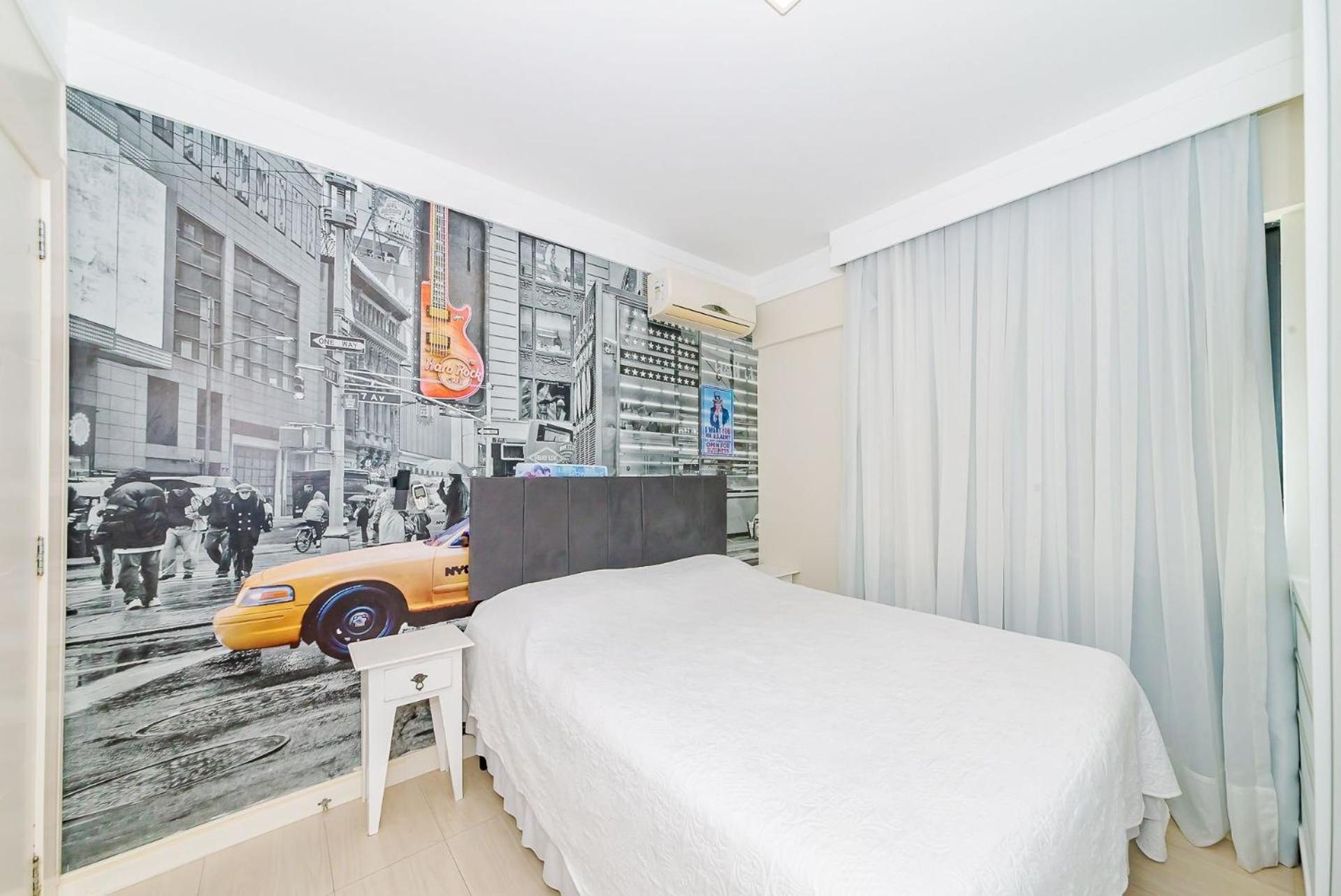 3 Suites Linda Vista Da Orla De Bc A 50M Da Praia - Somente Familiares Балнеариу-Камбориу Экстерьер фото