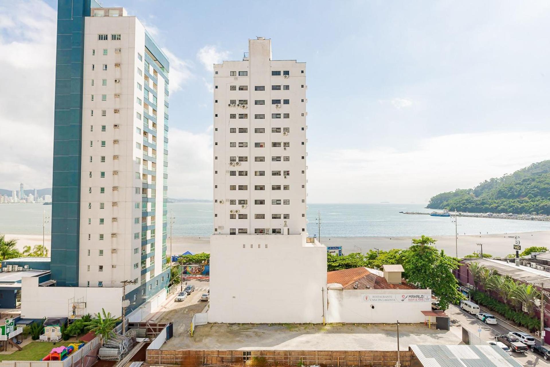 3 Suites Linda Vista Da Orla De Bc A 50M Da Praia - Somente Familiares Балнеариу-Камбориу Экстерьер фото