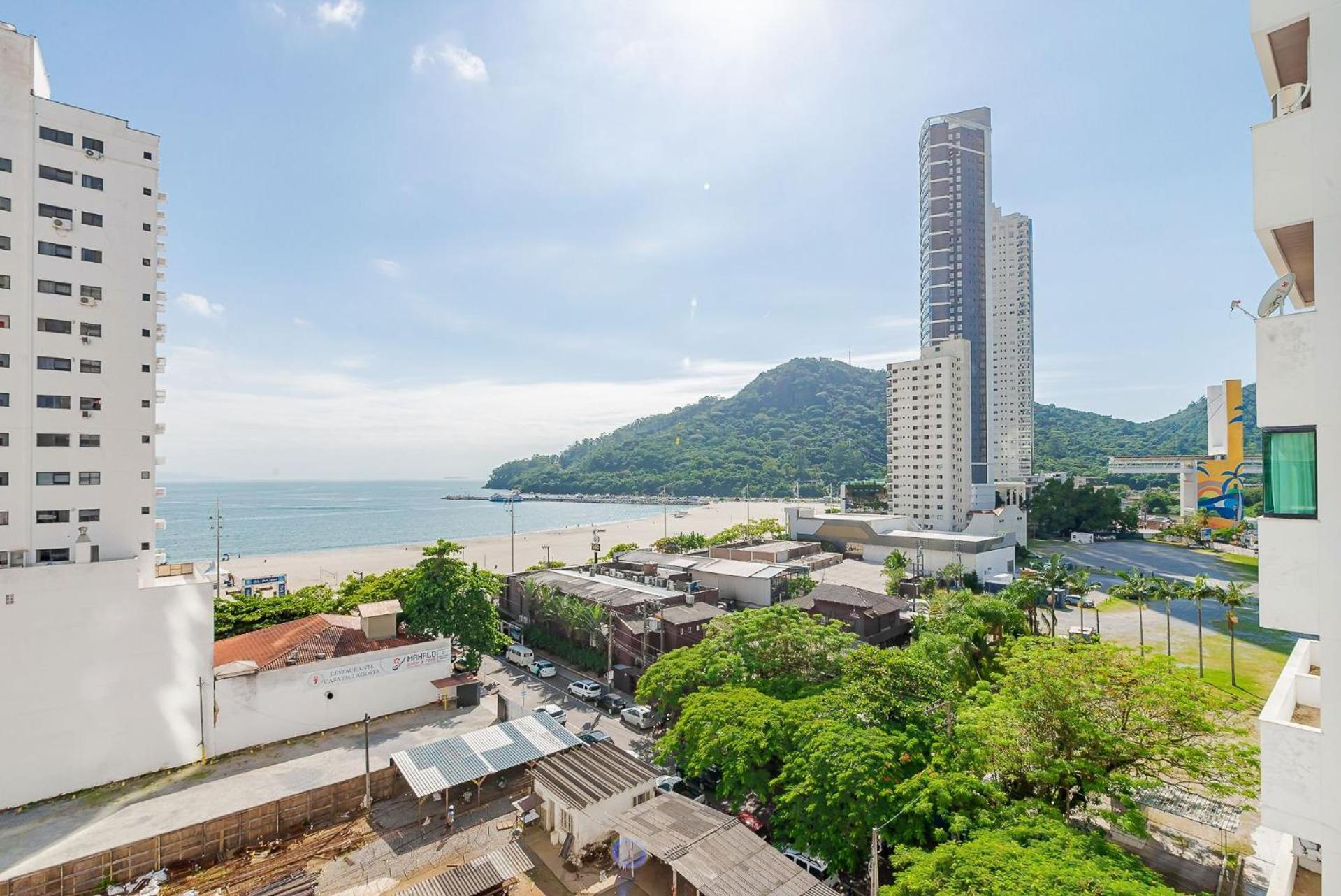 3 Suites Linda Vista Da Orla De Bc A 50M Da Praia - Somente Familiares Балнеариу-Камбориу Экстерьер фото